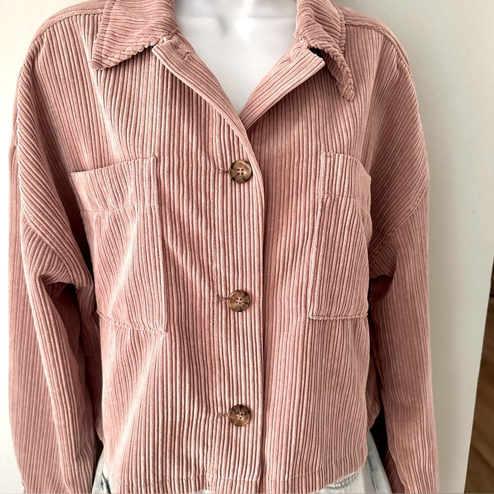 LOVE TREE shacket pink cropped corduroy jacket‎